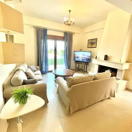 Villa Seaside Getaway *