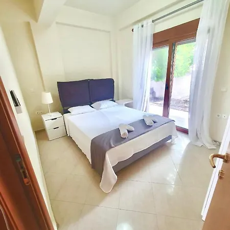 Villa Seaside Getaway *