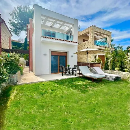 Seaside Getaway *